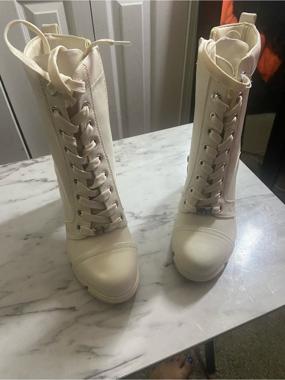 Women’s Lace-Up High Ankle Fashion Boots - Cream